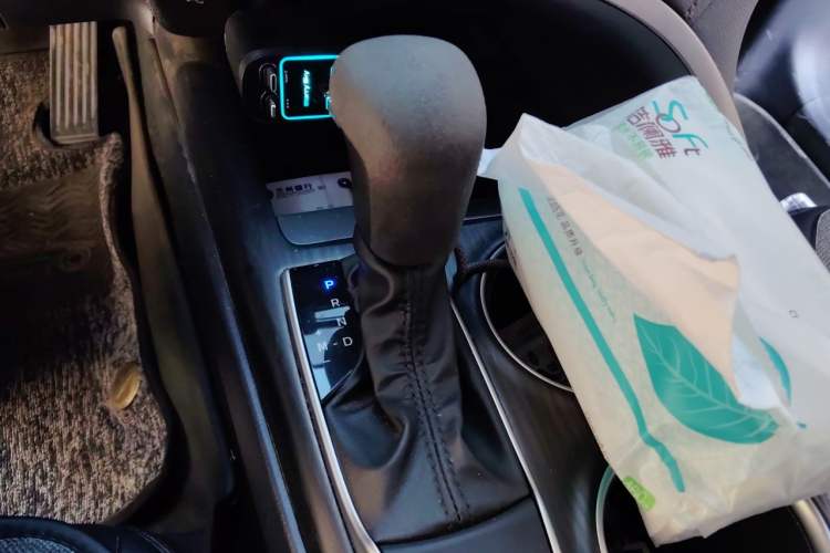 Used Toyota Camry 2021 2.0G Luxury Edition Gear Lever