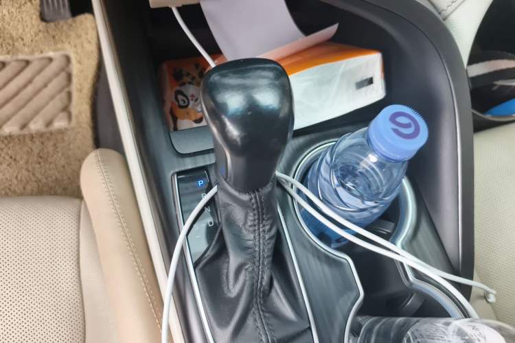 Used Toyota Camry 2021 Dual-Motor 2.5HG Luxury Edition Gear Lever