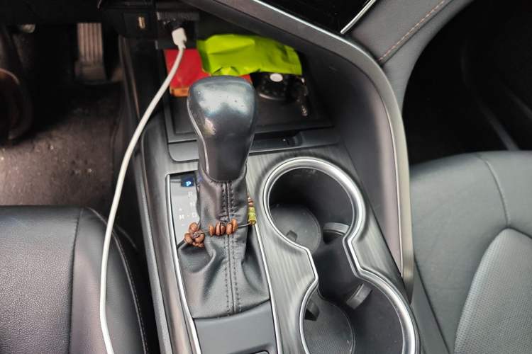 Used Toyota Camry 2021 2.0G Luxury Edition Gear Lever