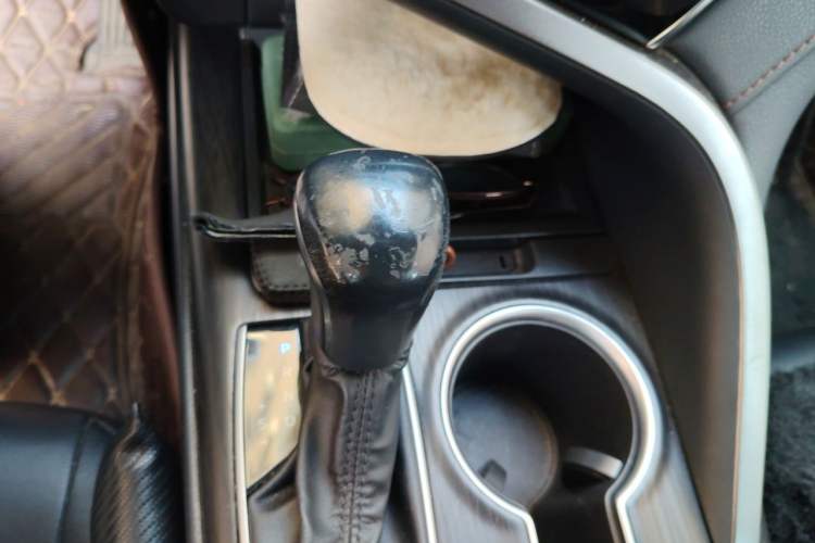Used Toyota Camry 2021 2.5G Luxury Edition Gear Lever