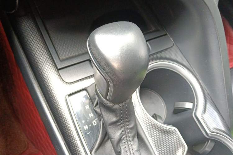 Used Toyota Camry 2021 2.0S FENGSHANG Edition Gear Lever