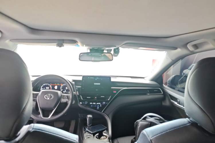 Used Toyota Camry 2021 2.5G Luxury Edition Headliner