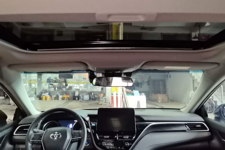 Used Toyota Camry 2021 2.0G Luxury Edition Headliner