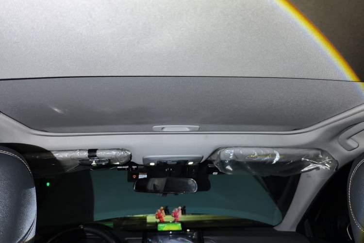 Used Toyota Camry 2021 Dual-Motor 2.5 HGVP Leading Edition Headliner