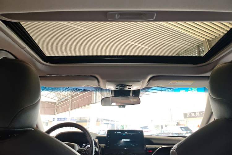Used Toyota Camry 2021 2.0G Luxury Edition Headliner