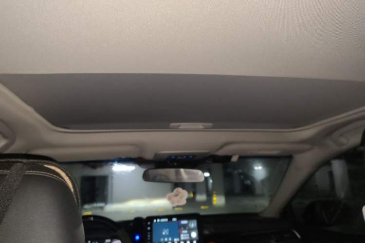 Used Toyota Camry 2021 2.0G Luxury Edition Headliner