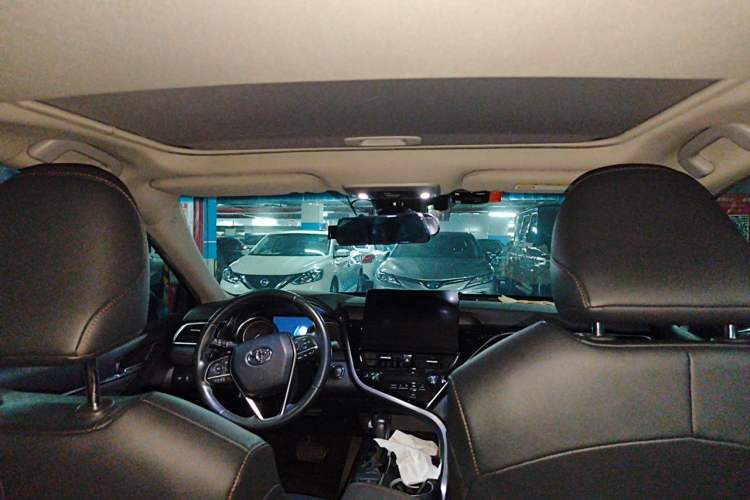 Used Toyota Camry 2021 2.0G Luxury Edition Headliner