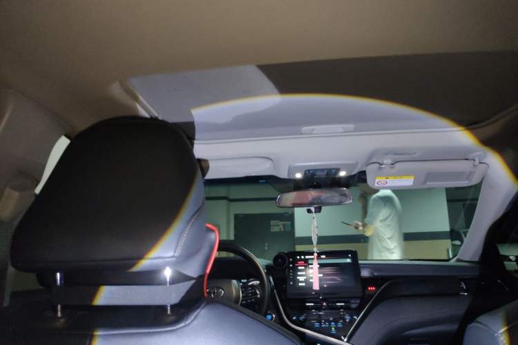 Used Toyota Camry 2021 2.0G Luxury Edition Headliner