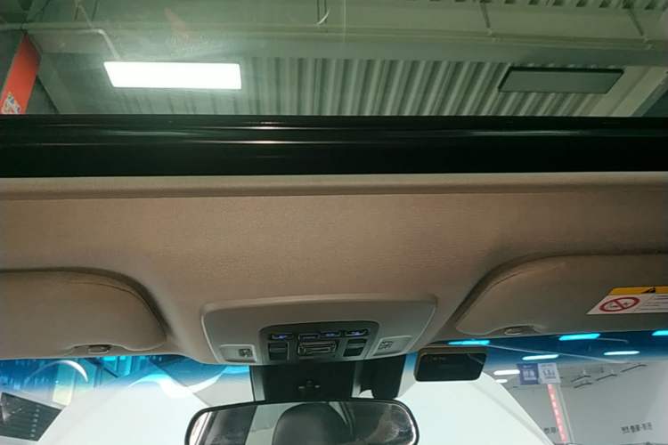 Used Toyota Camry 2021 2.0G Luxury Edition Headliner