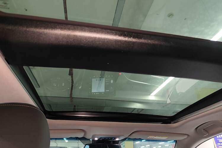 Used Toyota Camry 2021 Dual-Motor 2.5HG Luxury Edition Headliner