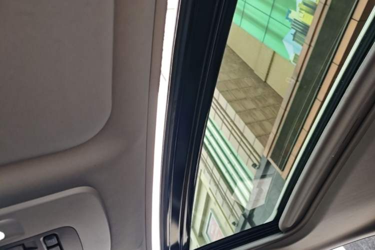 Used Toyota Camry 2021 2.0G Luxury Edition Headliner