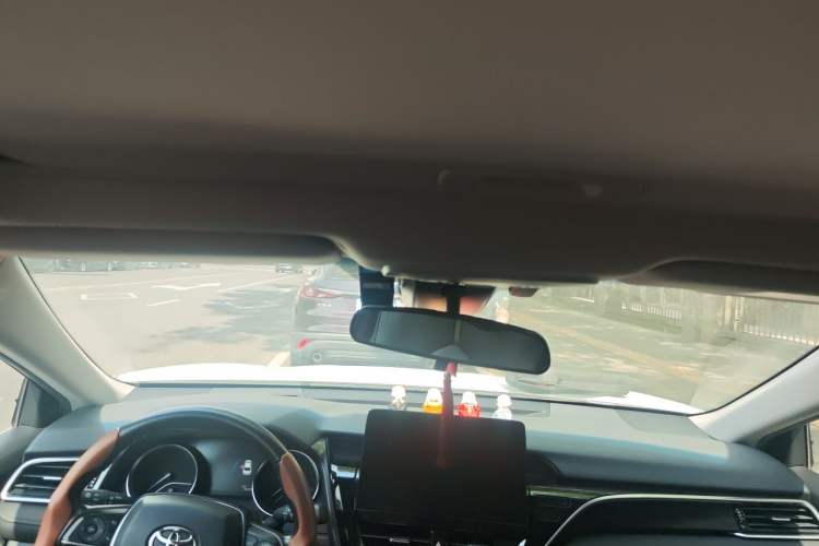 Used Toyota Camry 2021 2.0G Luxury Edition Headliner