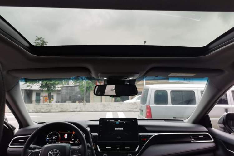 Used Toyota Camry 2021 2.5G Luxury Edition Headliner