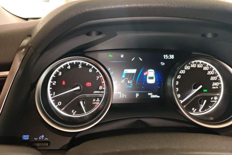 Used Toyota Camry 2021 2.0G Luxury Edition Instrument Cluster