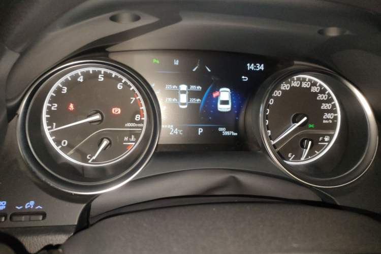 Used Toyota Camry 2021 2.0G Luxury Edition Instrument Cluster