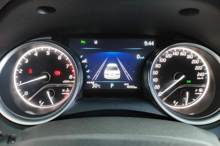 Used Toyota Camry 2021 2.0G Luxury Edition Instrument Cluster