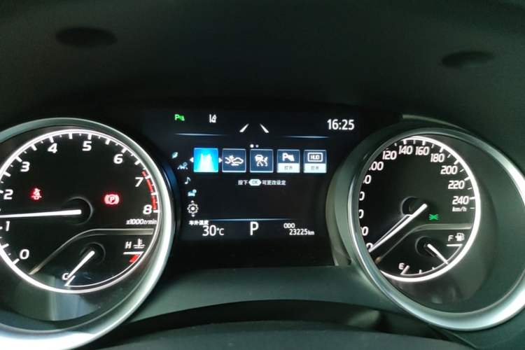 Used Toyota Camry 2021 2.0G Luxury Edition Instrument Cluster