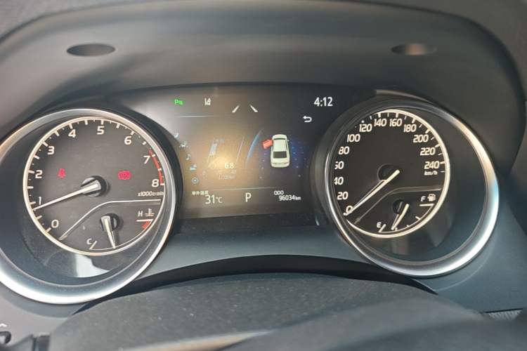 Used Toyota Camry 2021 2.0G Luxury Edition Instrument Cluster