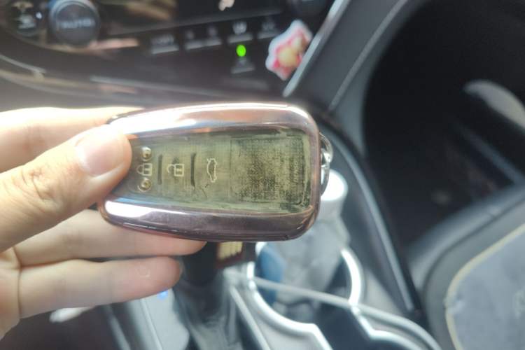 Used Toyota Camry 2021 2.0S FENGSHANG Edition Interior 1