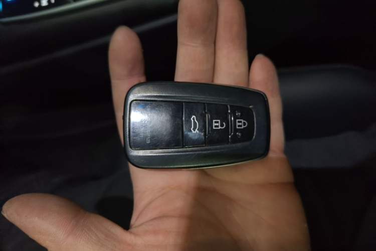 Used Toyota Camry 2021 2.0G Luxury Edition Interior 1