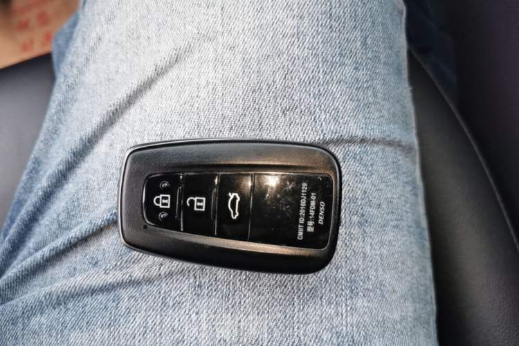Used Toyota Camry 2021 2.5G Luxury Edition Interior 1