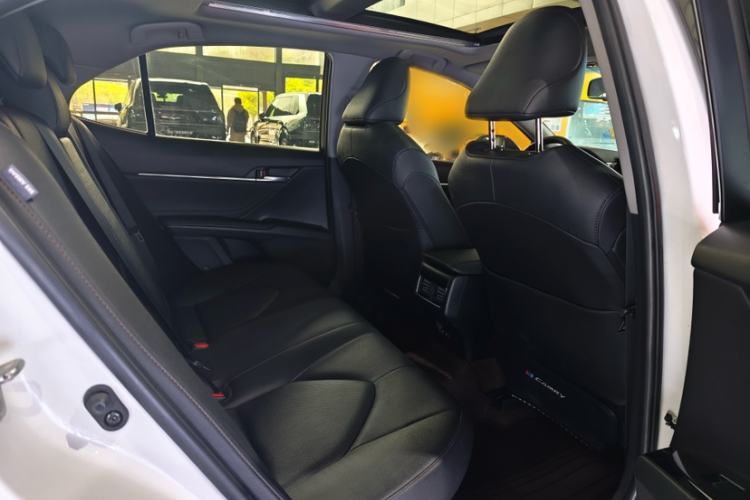 Used Toyota Camry 2021 Dual-Motor 2.5HG Luxury Edition Interior 10