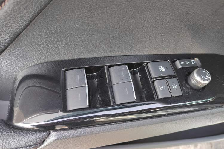 Used Toyota Camry 2021 2.5G Luxury Edition Interior 11