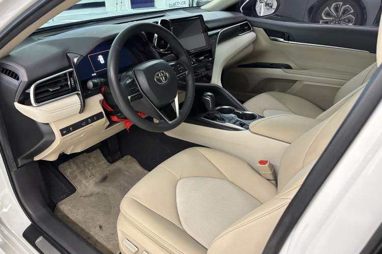 Used Toyota Camry 2021 2.5G Luxury Edition Interior 11