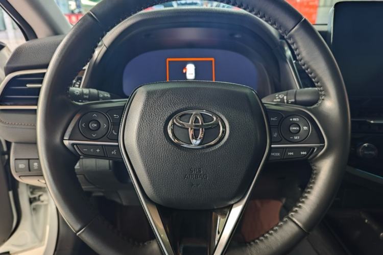 Used Toyota Camry 2021 Dual-Motor 2.5HG Luxury Edition Interior 2