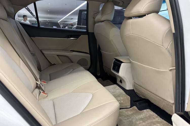 Used Toyota Camry 2021 2.5G Luxury Edition Interior 2