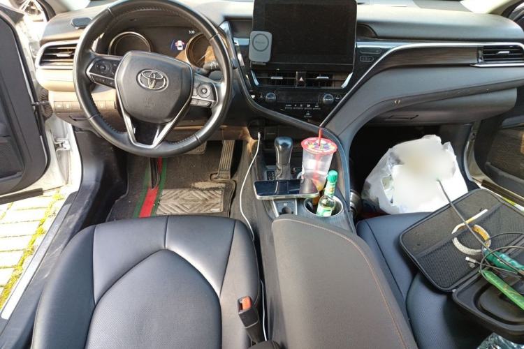 Used Toyota Camry 2021 2.0G Luxury Edition Interior 2