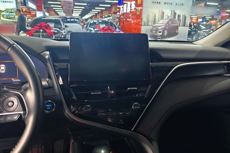 Used Toyota Camry 2021 Dual-Motor 2.5HG Luxury Edition Interior 3