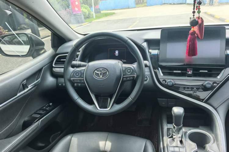 Used Toyota Camry 2021 2.5G Luxury Edition Interior 3