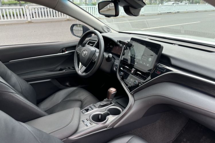 Used Toyota Camry 2021 2.5Q Flagship Edition Interior 6