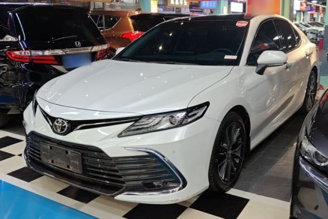 Ojetý Toyota Camry 2021 2.5G Luxury Edition