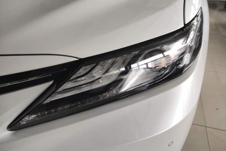 Used Toyota Camry 2021 2.0G Luxury Edition Left Front Headlight
