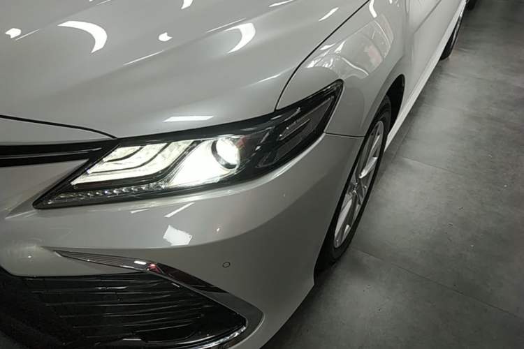 Used Toyota Camry 2021 2.0G Luxury Edition Left Front Headlight