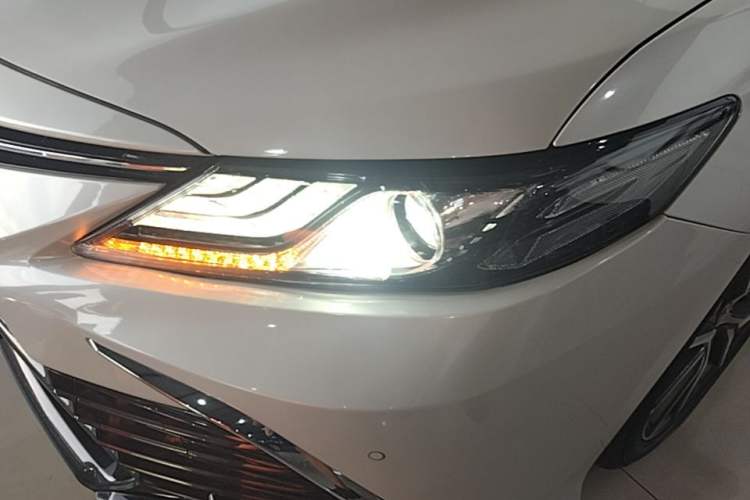 Used Toyota Camry 2021 2.5G Luxury Edition Left Front Headlight