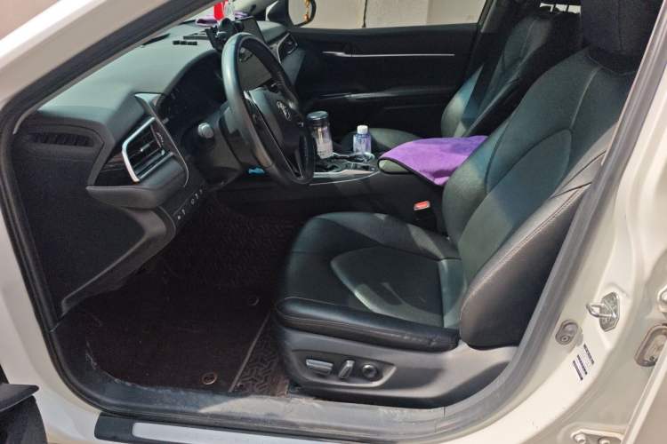 Used Toyota Camry 2021 2.5G Luxury Edition Left Front Seat