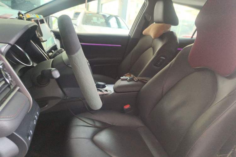 Used Toyota Camry 2021 2.0G Luxury Edition Left Front Seat