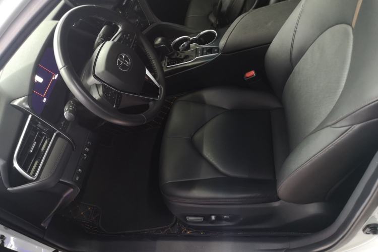 Used Toyota Camry 2021 2.5G Luxury Edition Left Front Seat