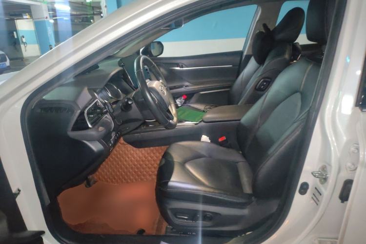 Used Toyota Camry 2021 2.0G Luxury Edition Left Front Seat