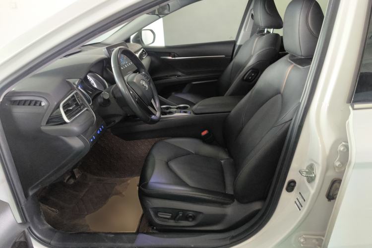 Used Toyota Camry 2021 2.0G Luxury Edition Left Front Seat