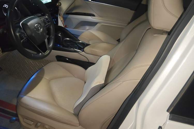 Used Toyota Camry 2021 2.0G Luxury Edition Left Front Seat