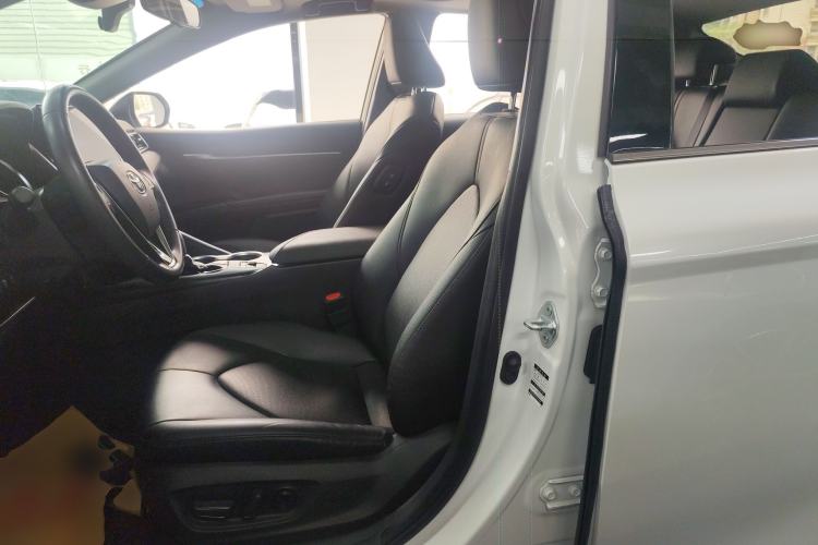 Used Toyota Camry 2021 2.0G Luxury Edition Left Front Seat