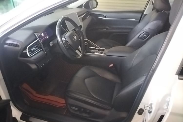 Used Toyota Camry 2021 2.5G Luxury Edition Left Front Seat