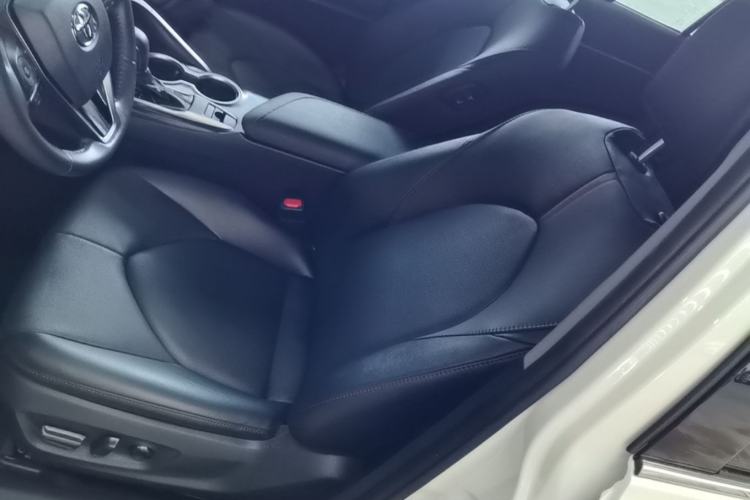 Used Toyota Camry 2021 2.0G Luxury Edition Left Front Seat