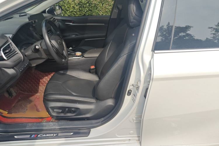 Used Toyota Camry 2021 2.5G Luxury Edition Left Front Seat