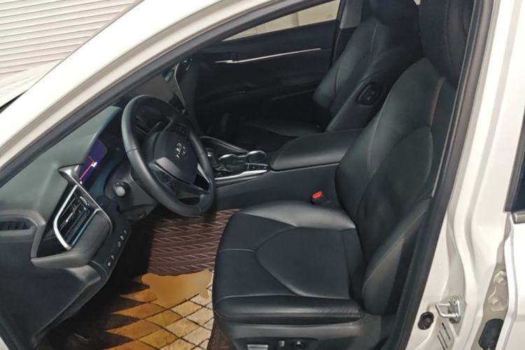 Used Toyota Camry 2021 2.5G Luxury Edition Left Front Seat