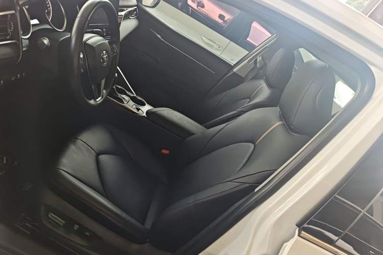 Used Toyota Camry 2021 2.0G Luxury Edition Left Front Seat